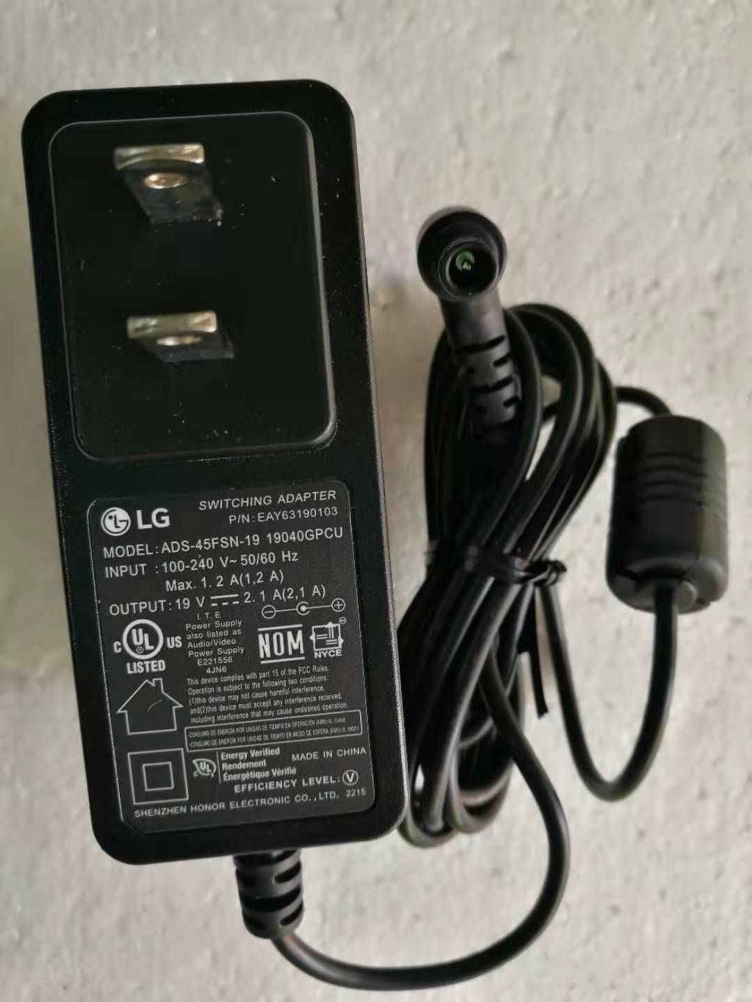 *Brand NEW* AC100-240V ADS-45FSN-19 LG 19V 2.1A AC DC ADAPTER 19040GPCU POWER SUPPLY